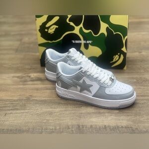 Women’s Bathing Ape Bape Sta Grey and white patent leather